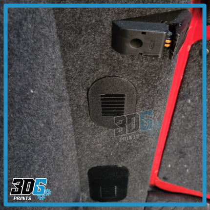 Ford Transit Custom Rear Light Access Covers – Plain or Vented